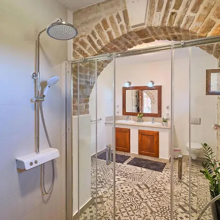 Vakantiehuis Eterna Pula