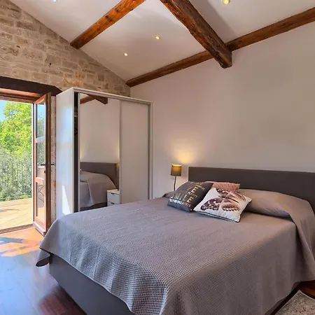 Vakantiehuis Eterna Pula