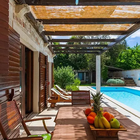 Vakantiehuis Eterna *