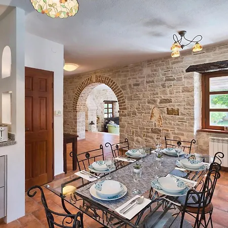 بيت للعطل Eterna