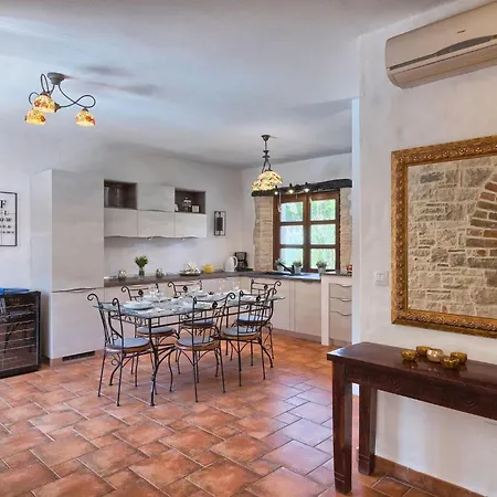 Eterna Dom wakacyjny Pula